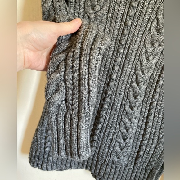 Ann Taylor Gray Cable Knit Merino Wool Blend Long Sleeve Turtleneck Sweater - Picture 6 of 8
